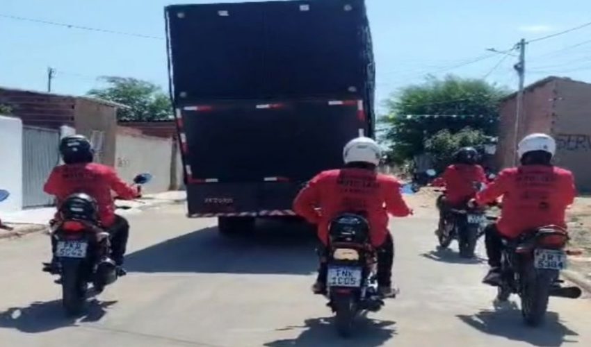 153dd937-ddcf-41b9-bcb6-80739d8db99c