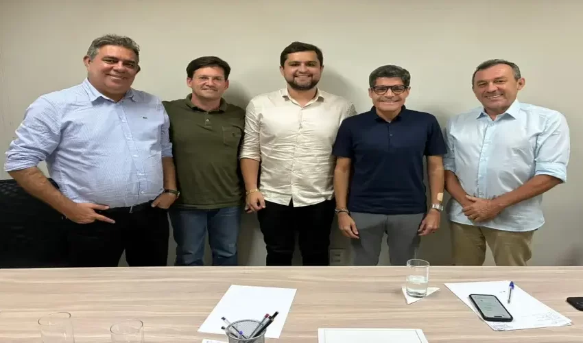 acm-neto-joao-roma-e-liderancas-de-paulo-afonso-2914045-article