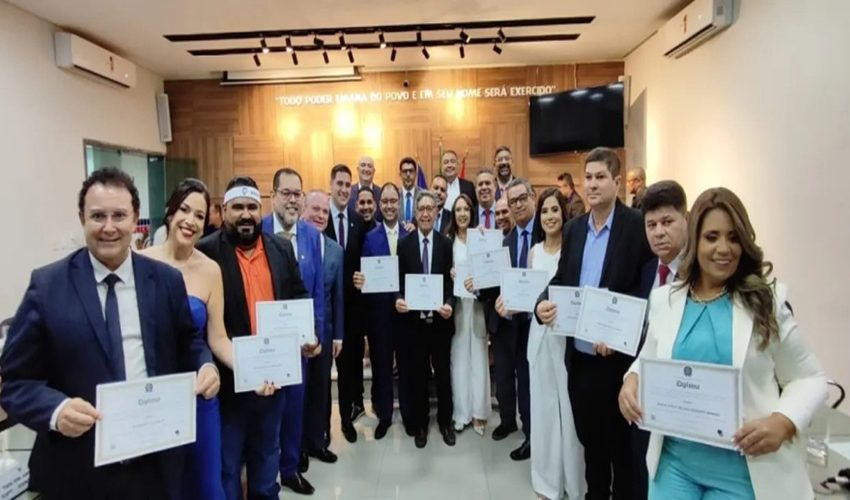 prefeito-mario-galinho-e-17-vereadores-de-paulo-afonso-sao-diplomados-em-solenidade-na-camara-municipa